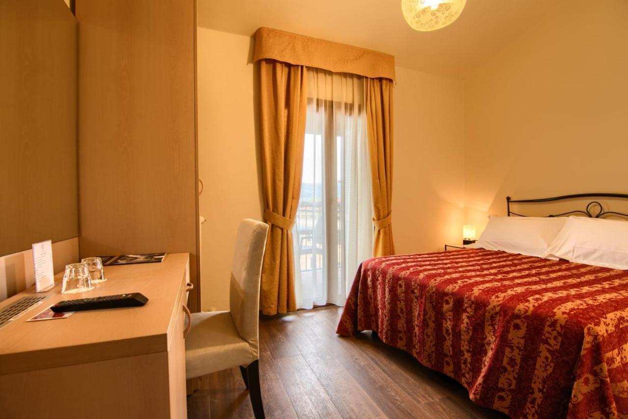 HOTEL EDEN SALO 3* (Italy) - from £ 78 | HOTELMIX